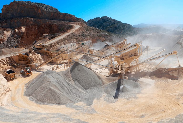 Vue aérienne de la carrière LGC/TECONEX